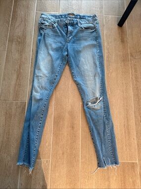 Women’s Light Blue Distressed Skinny Jeans
